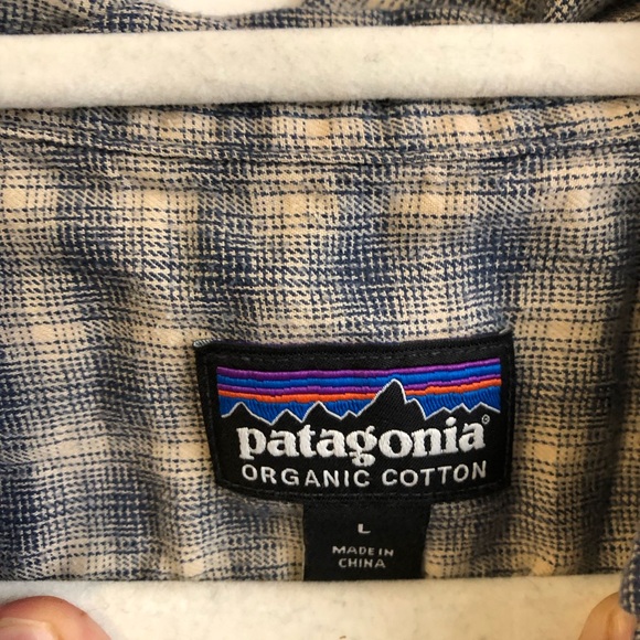 Patagonia button up shirt - Picture 4 of 4